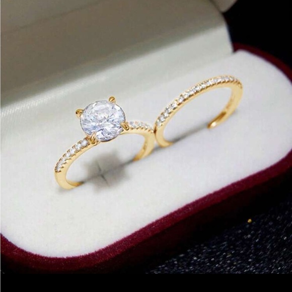 Gold ring set - Picture 2 of 2